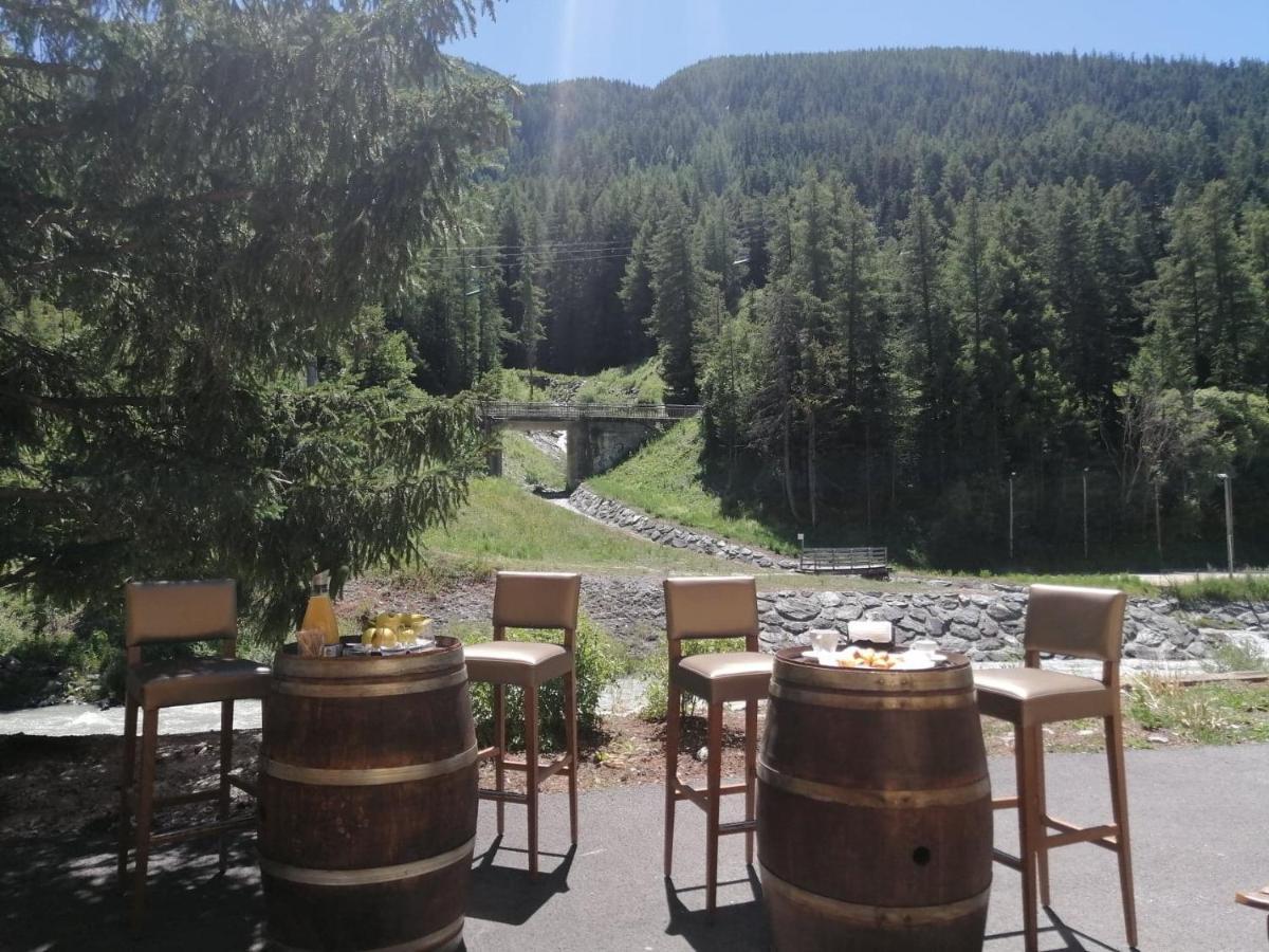 Hotel Alpazur Val Cenis Lanslebourg-Mont-Cenis Exterior foto